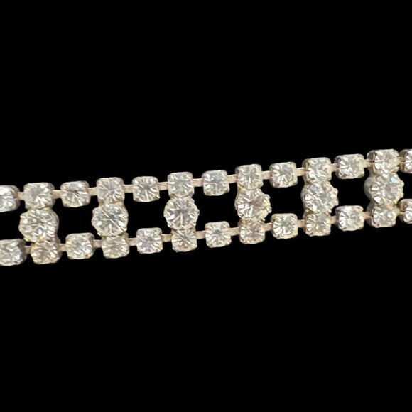Vintage Rhinestone Bracelet - Picture 2 of 4